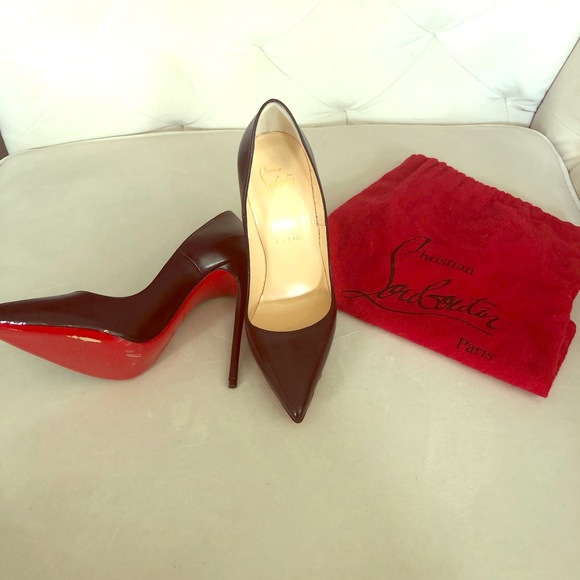 Christian Louboutin Shoes - Christian Louboutin Black Leather “So Kate” Pumps
